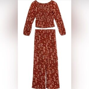 Love Fire  Girls Two Piece Set Size Medium NWT